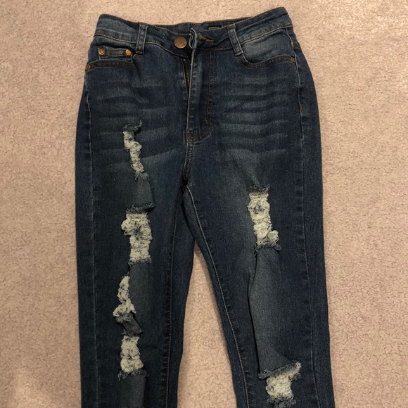 Fashionnova Distressed Fringe Ankle Skinny Jeans - Picture 1 of 5